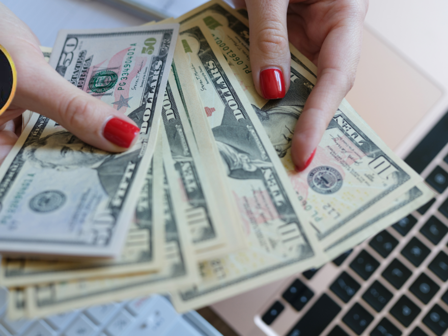 Trabalhe de Casa e Ganhe em Dólar